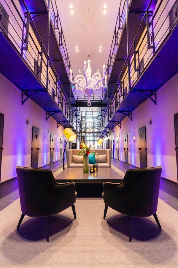 Het Arresthuis Рурмонд Экстерьер фото The interior of the hotel