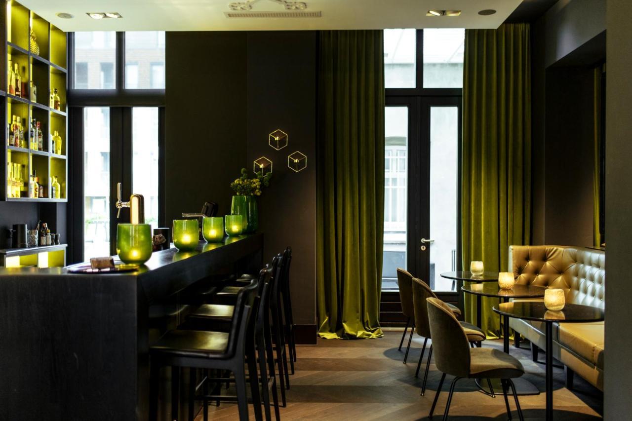 Het Arresthuis Рурмонд Экстерьер фото The bar at the Hotel 87
